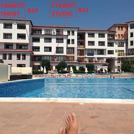 아파트 Harmony Hills Kolevi 로가체보