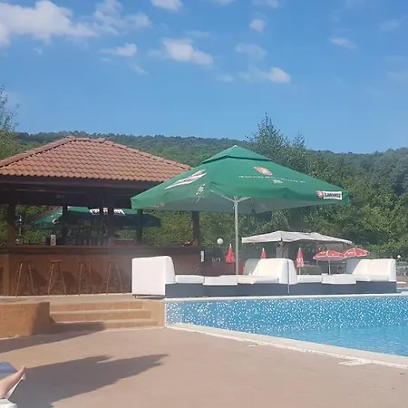 Harmony Hills Kolevi Apartament *