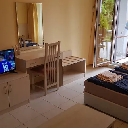 Harmony Hills Kolevi Apartament *